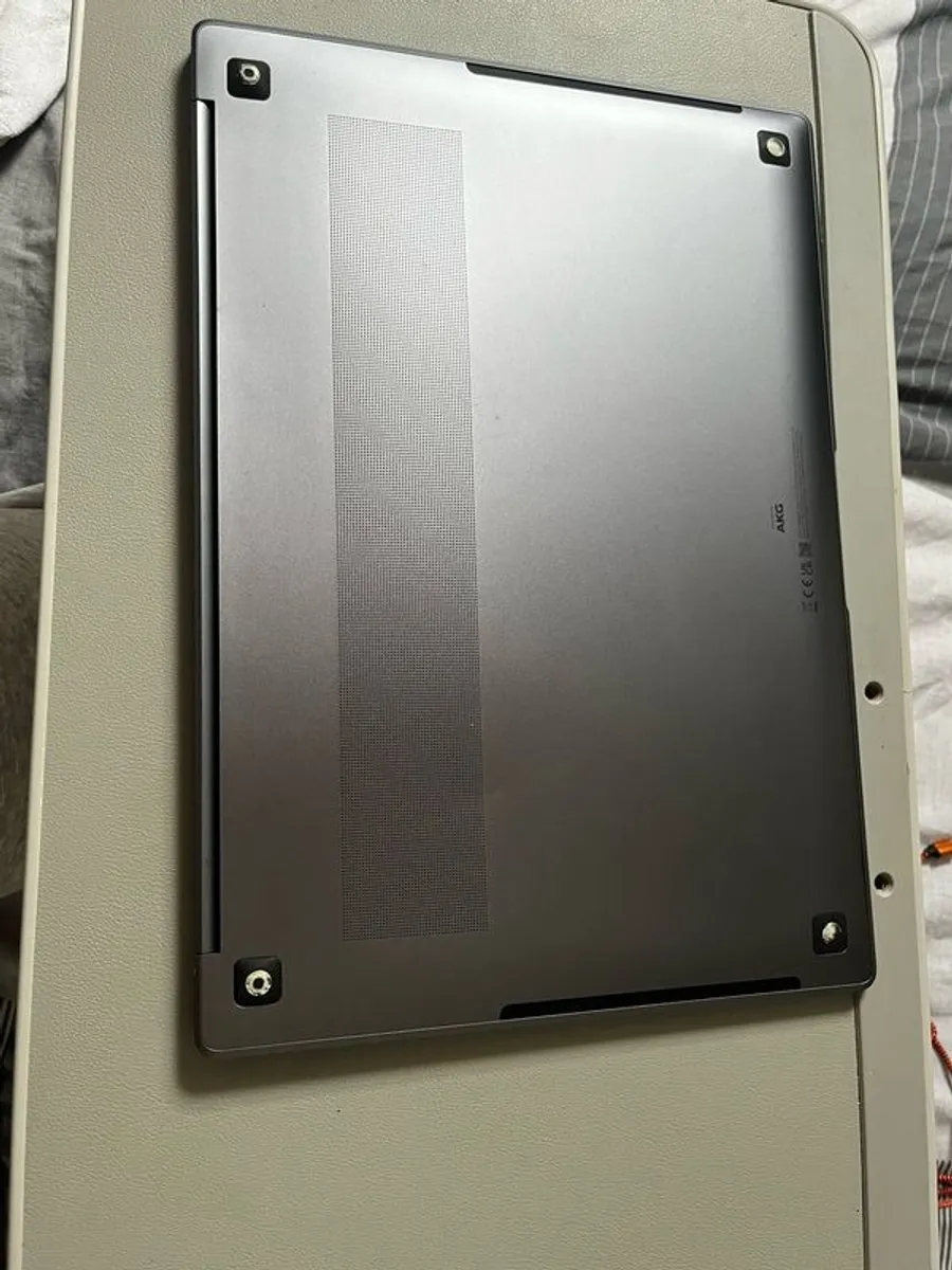 laptop - Image 4