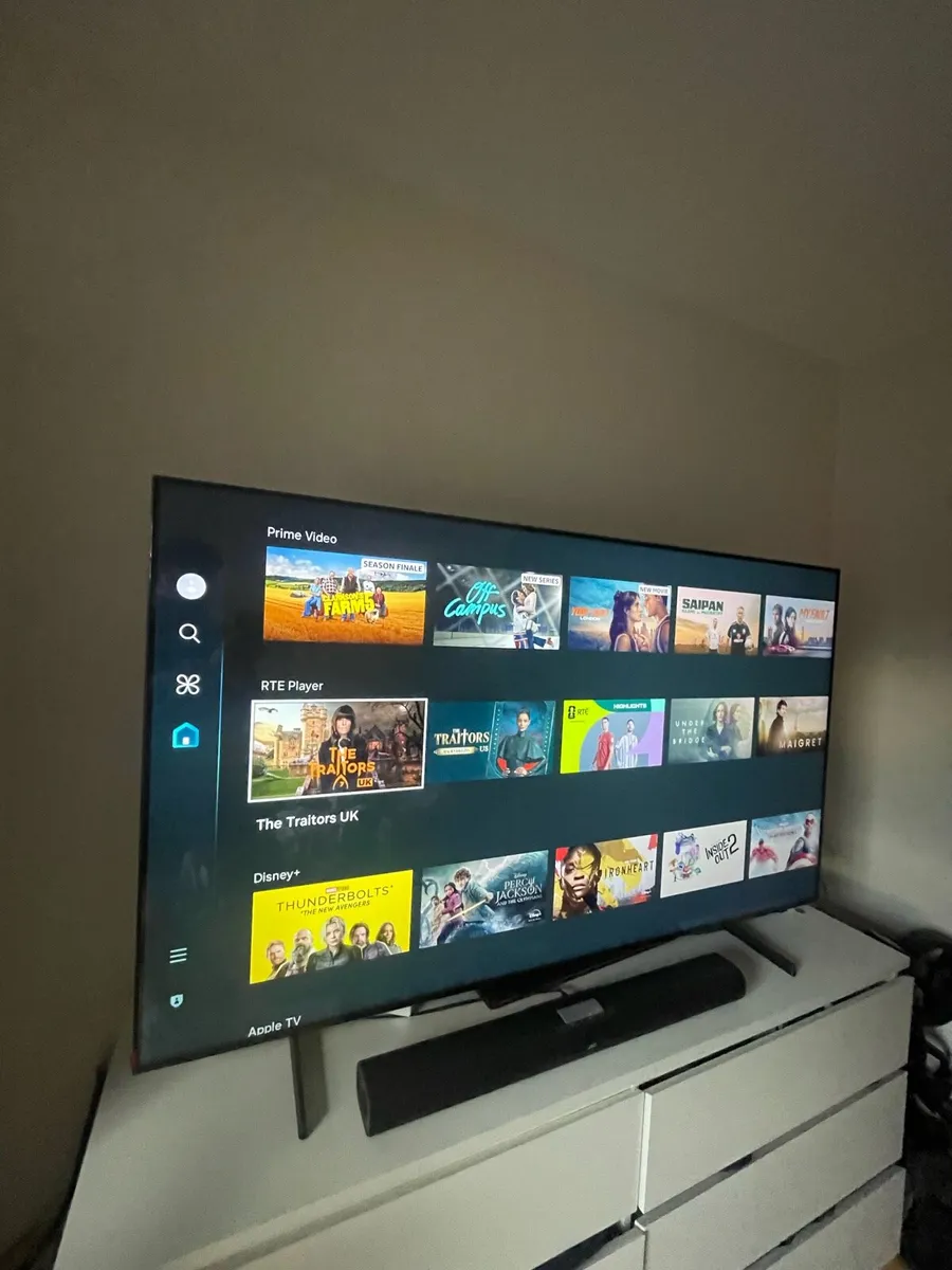 65’ Samsung TV & sound bar - Image 1