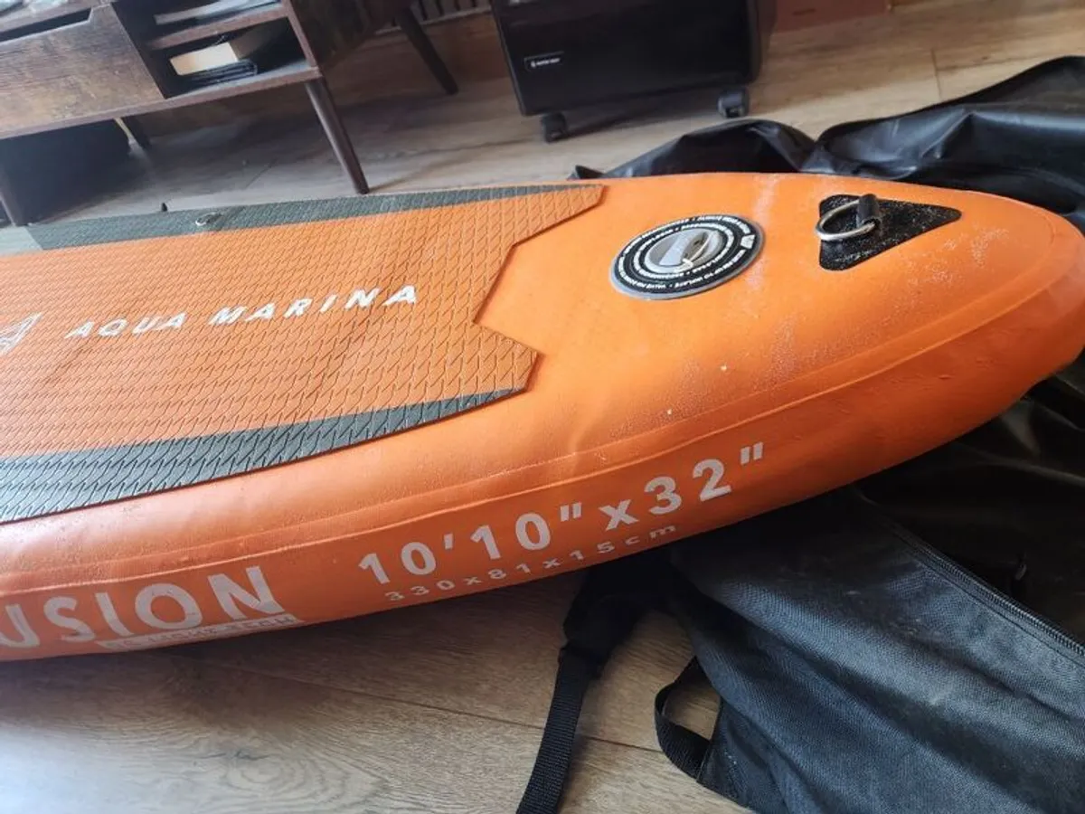 Aqua Marina Fusion 10'10" Inflatable SUP - Full Set, Barely Used - Image 4