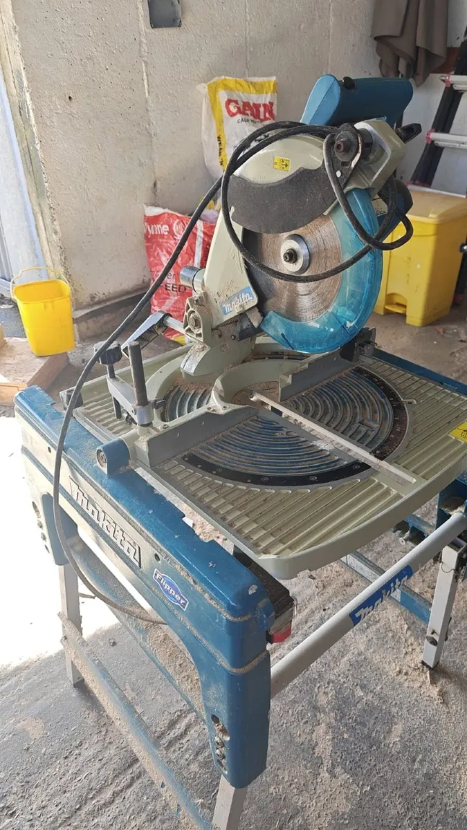 Reversible table saw - Makita - Image 3