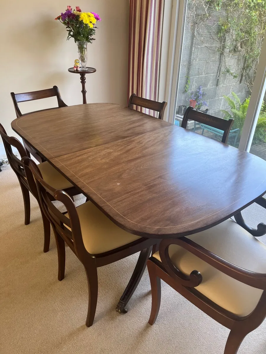 Dining room table and chairs - Image 3