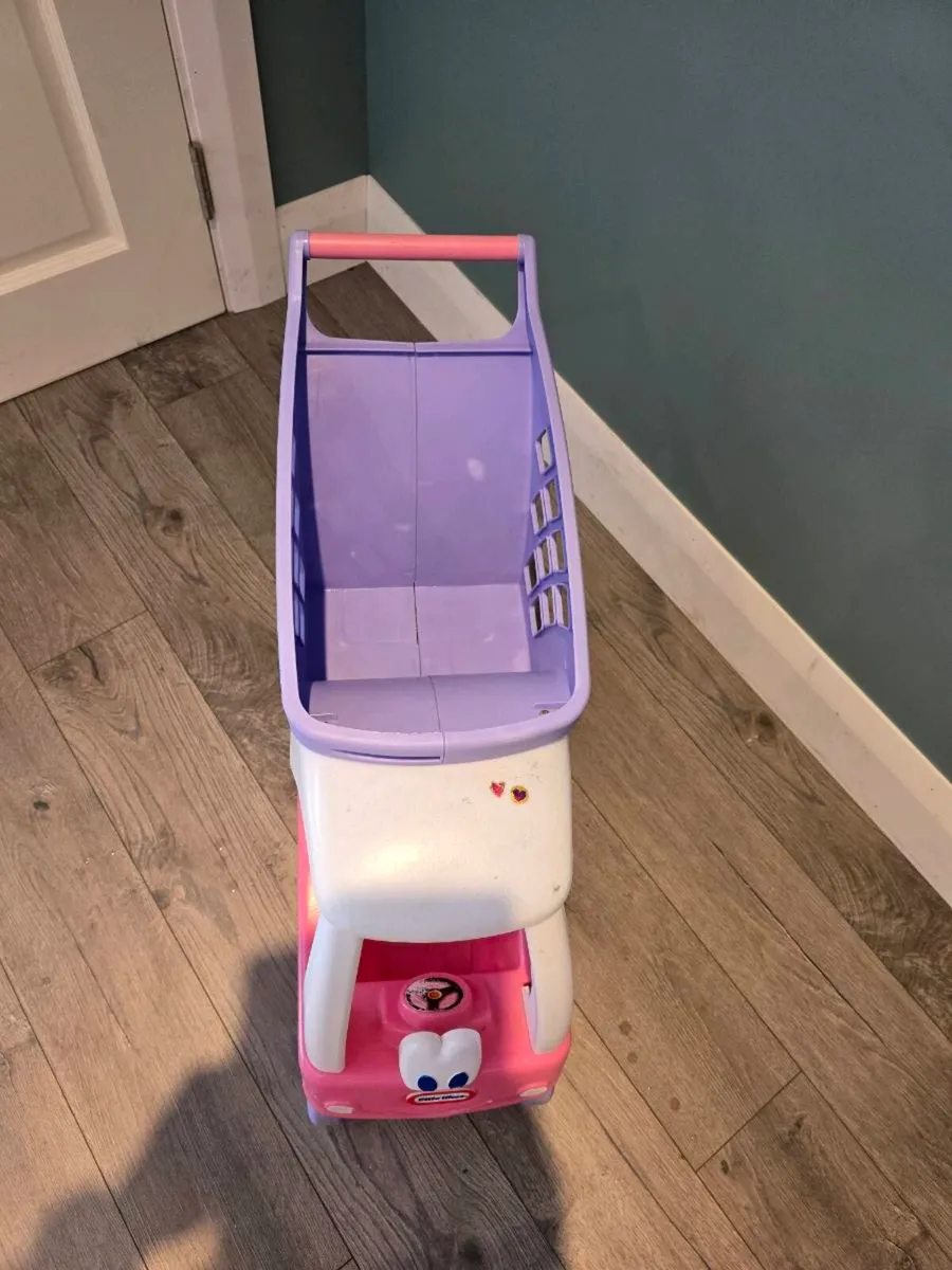 Little  tikes trolley - Image 2
