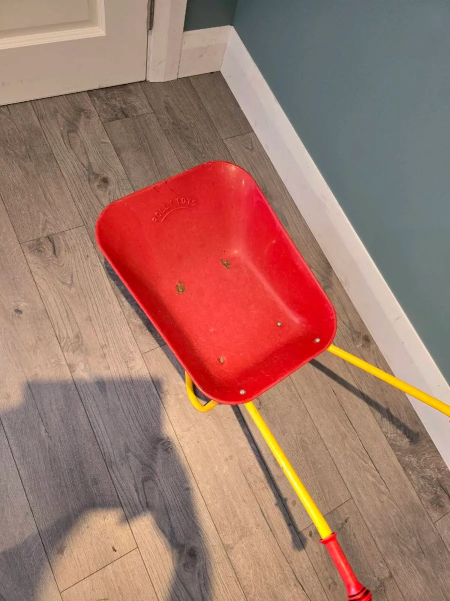 Red wheelbarrow - Image 2