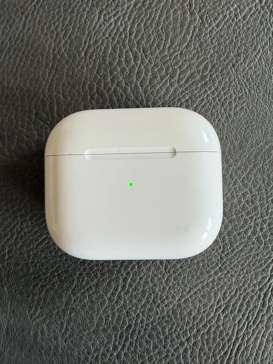 Apple Airpods 3d generation - Image 1