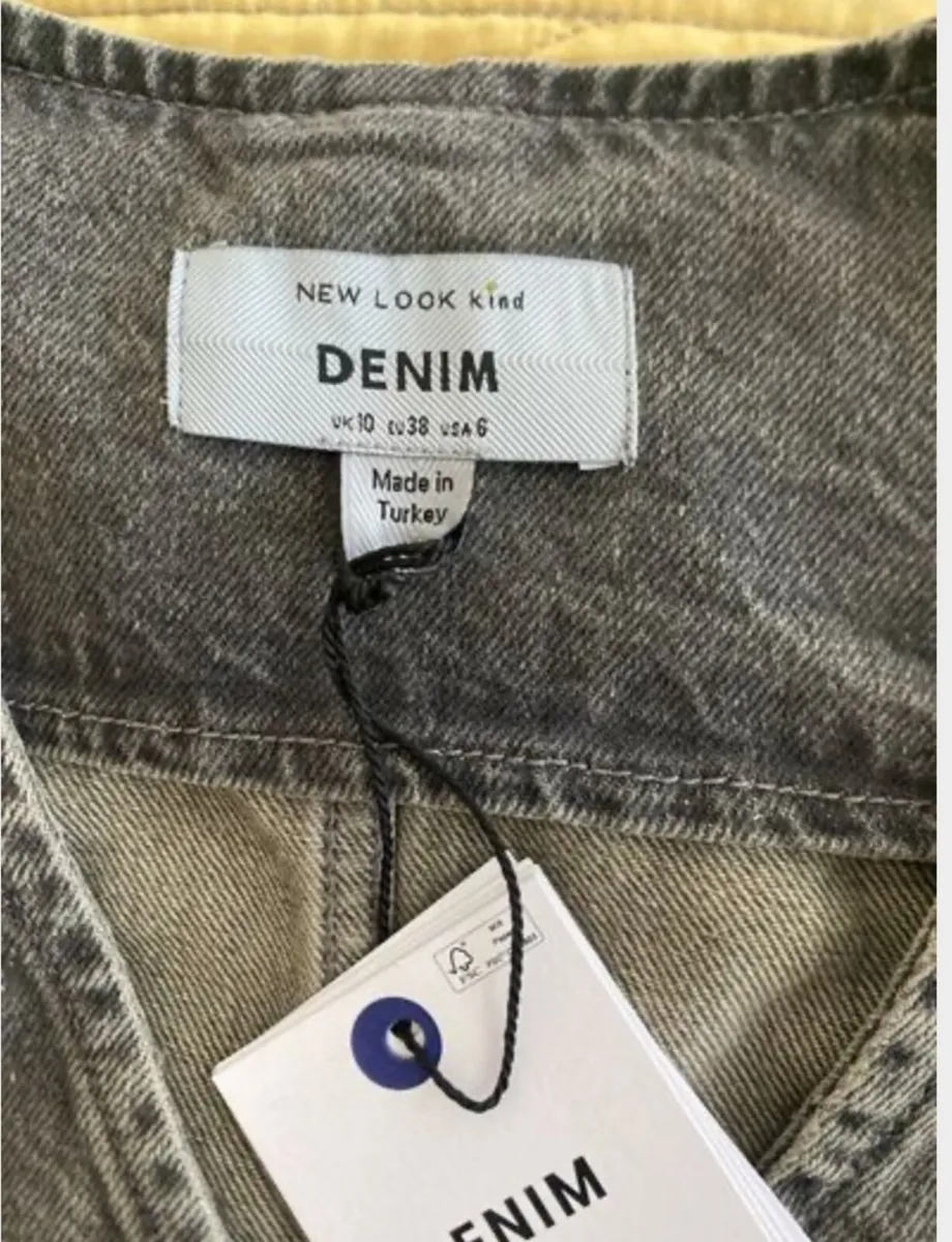 New Look Grey Crop Denim Waistcoat Size 10 UK - Image 4