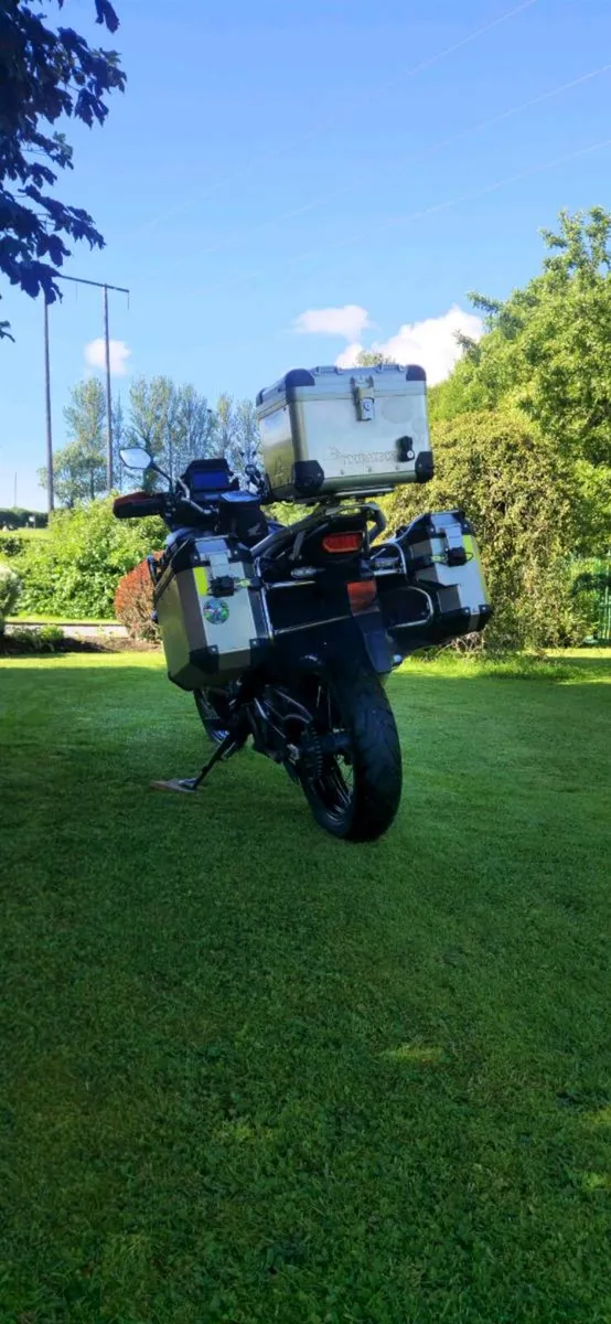 Africa twin 1100 dct low mileage - Image 4