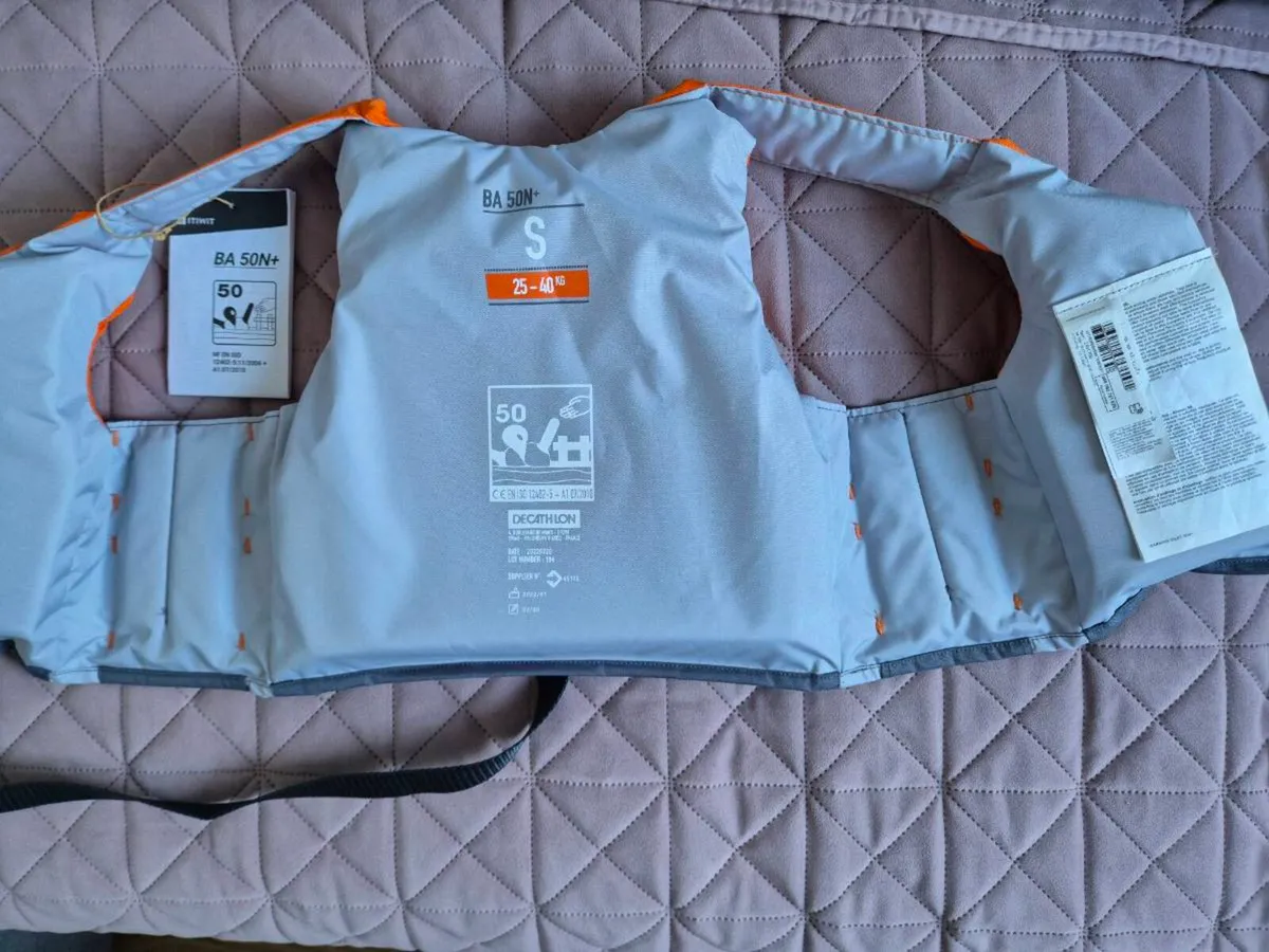 Brand 50N+ buoyancy aid blue/orange - Image 4