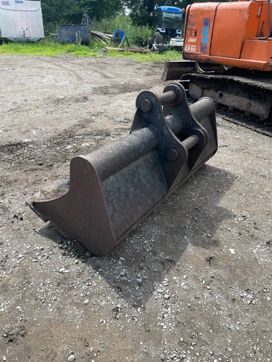 6 foot TIGHE grading bucket 80mm pins - Image 4