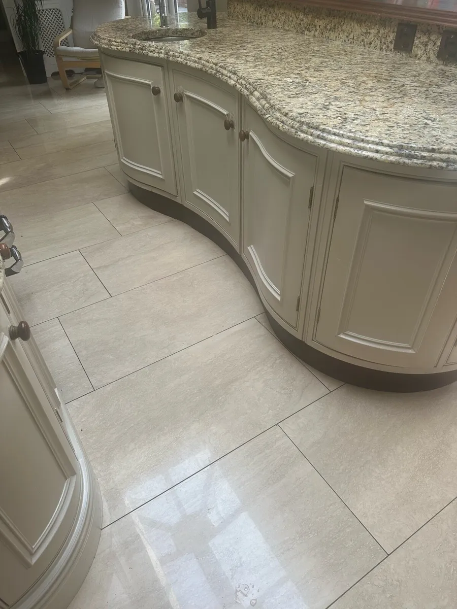 Beautiful Kitchen for Sale - Image 4