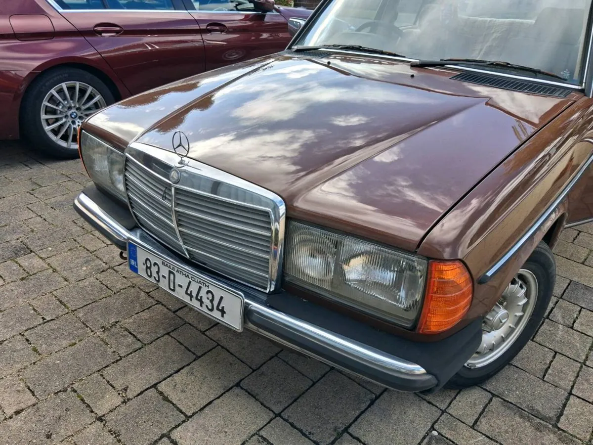 1983 230e for Parts or Resto - Image 2