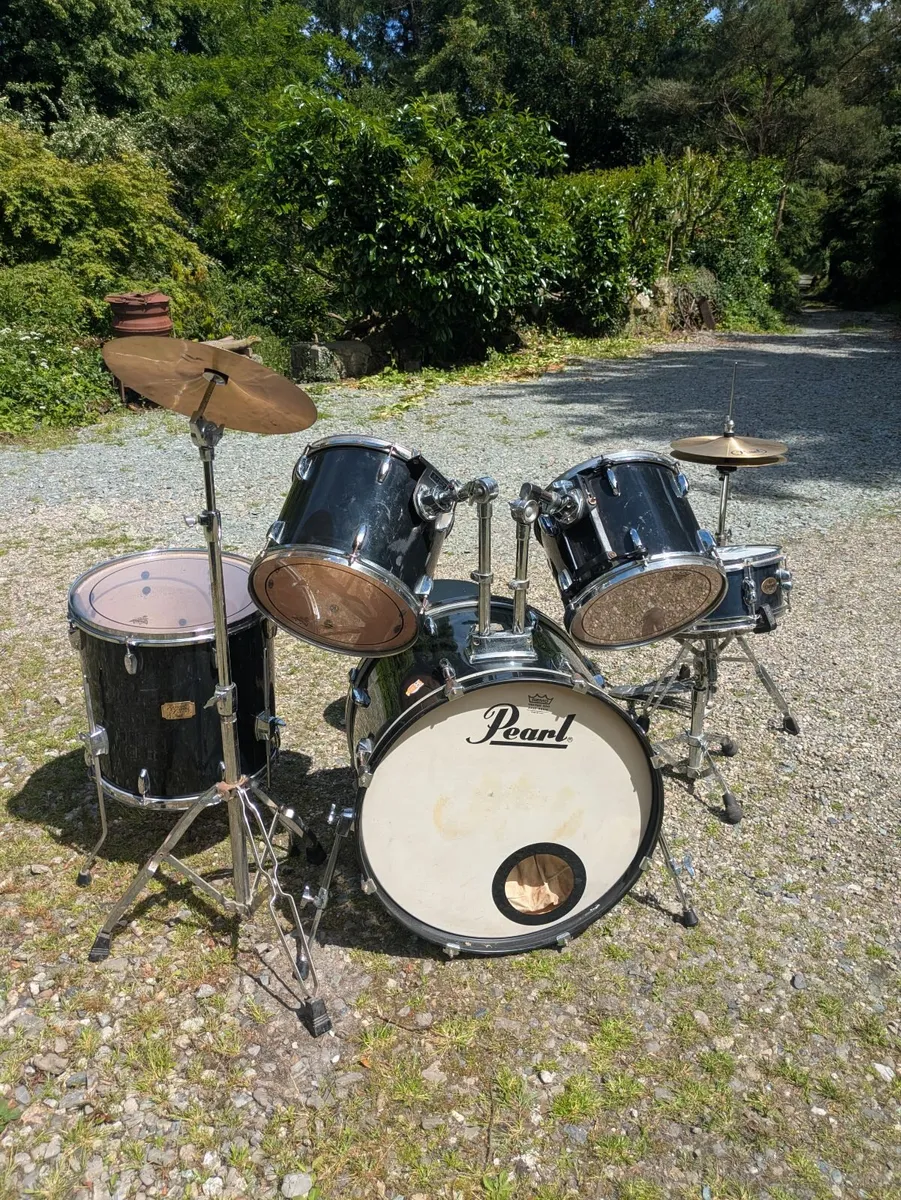 Pearl export drum kit - Image 1