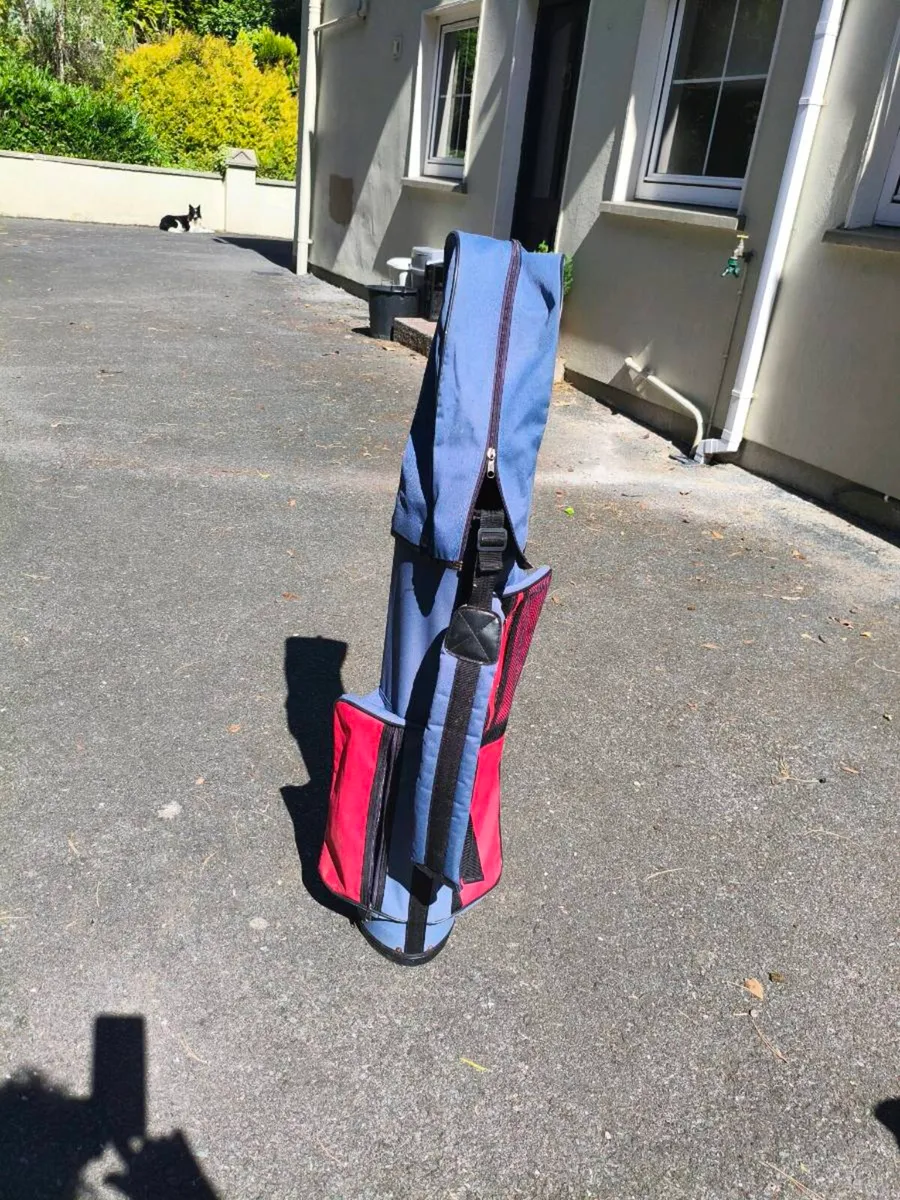Golf bag good condition 15 Euro - Image 1