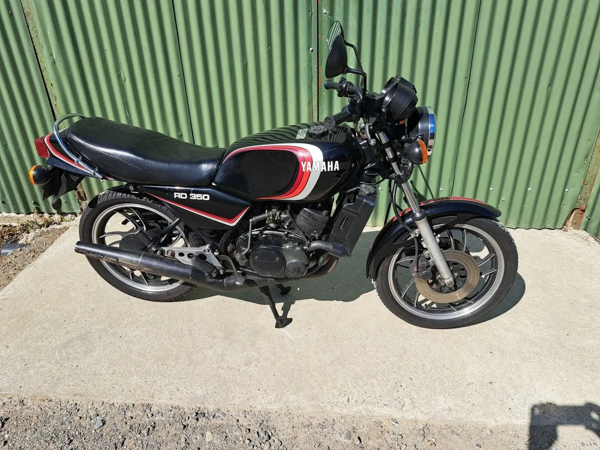 YAMAHA  RD350LC  1983 - Image 2
