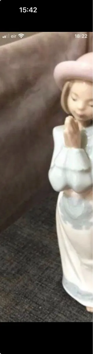 Beautiful Lliadro Noa lady piece €40 - Image 4