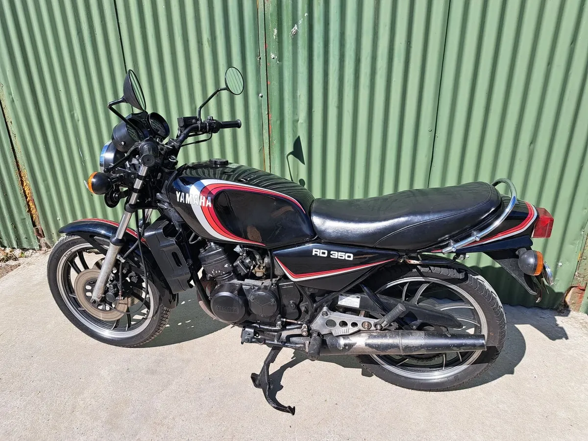 YAMAHA  RD350LC  1983 - Image 4