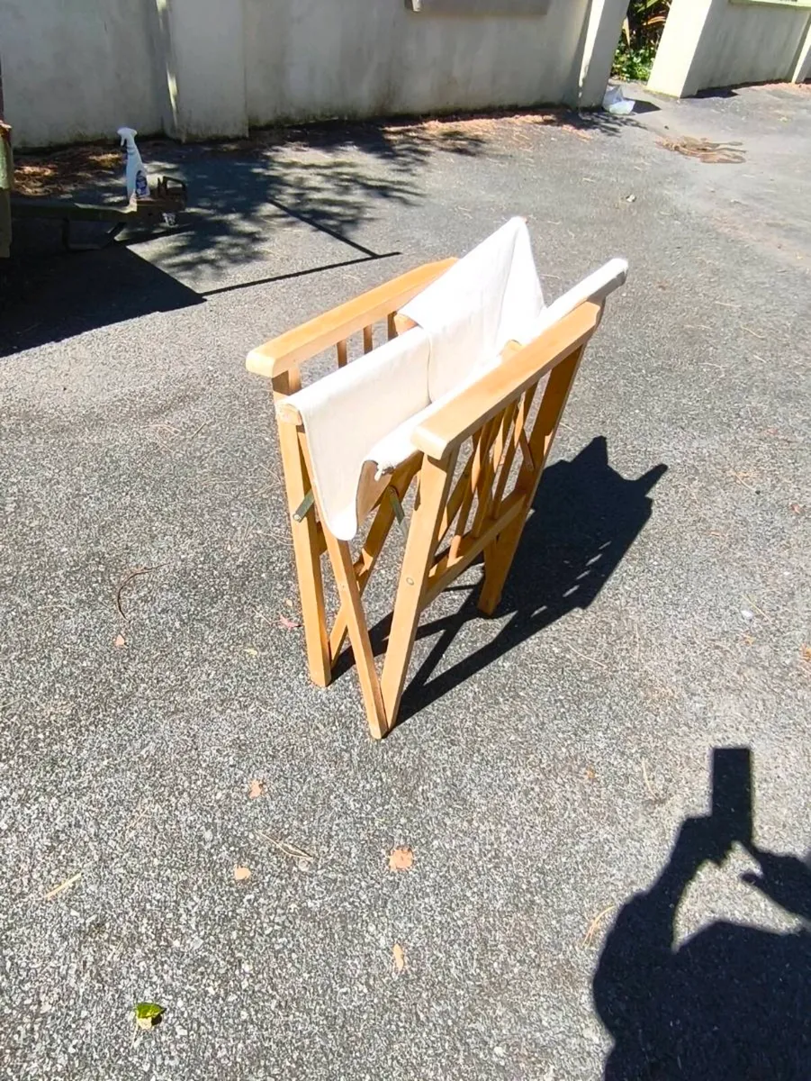 Director chair great condition 15 Euro - Image 3