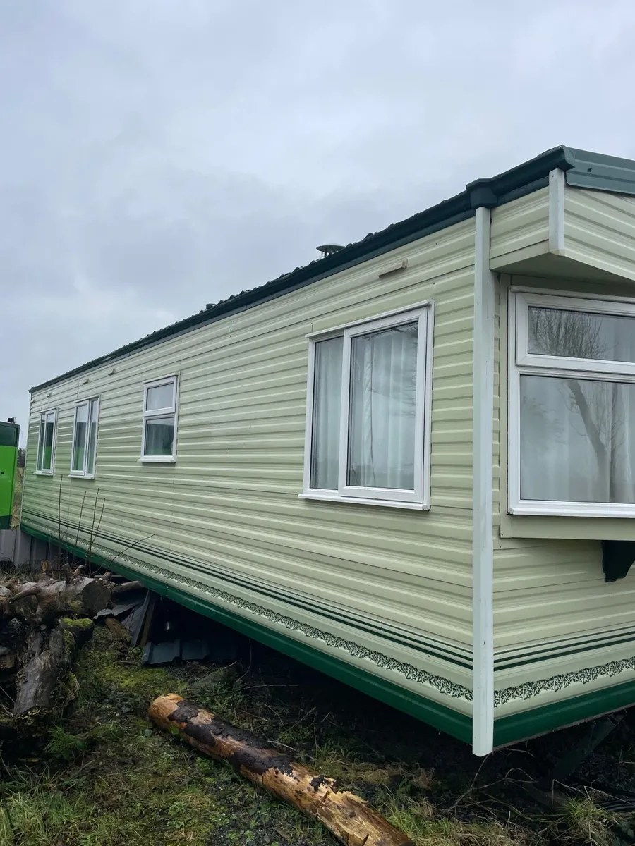Mobile home - Image 1