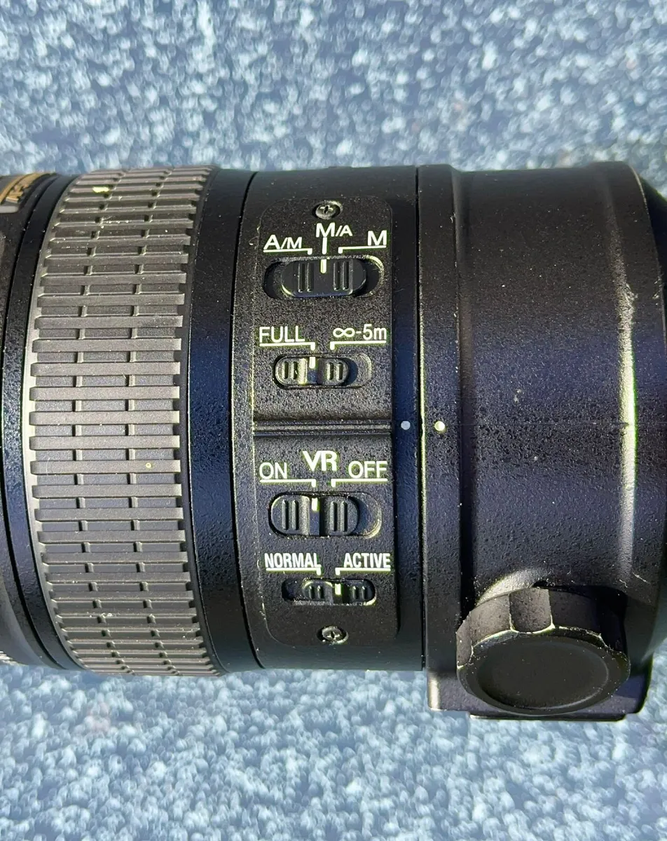Nikon 70-200 VRII LENS F2.8 - Image 3