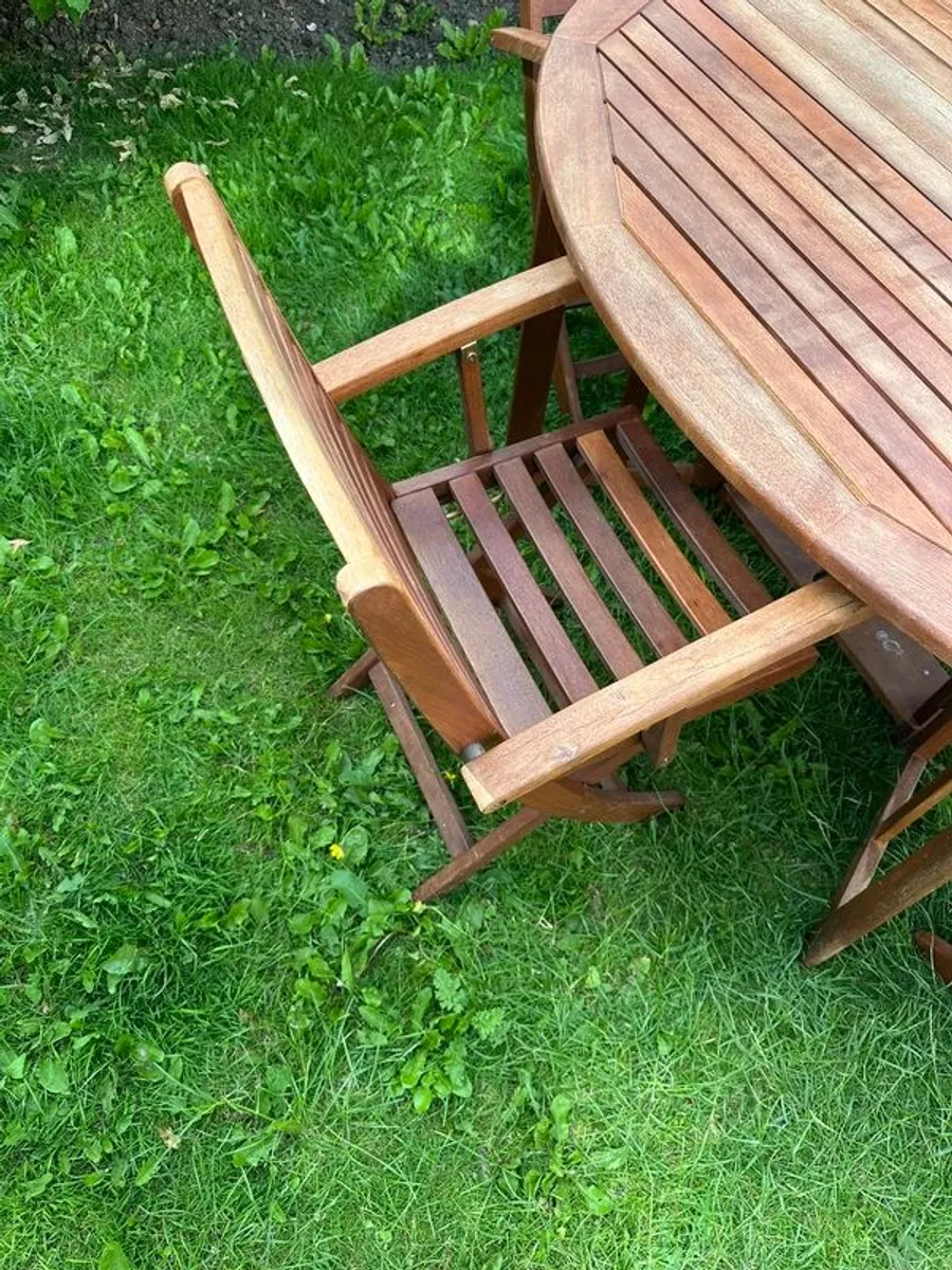 Garden table & chairs - Image 2