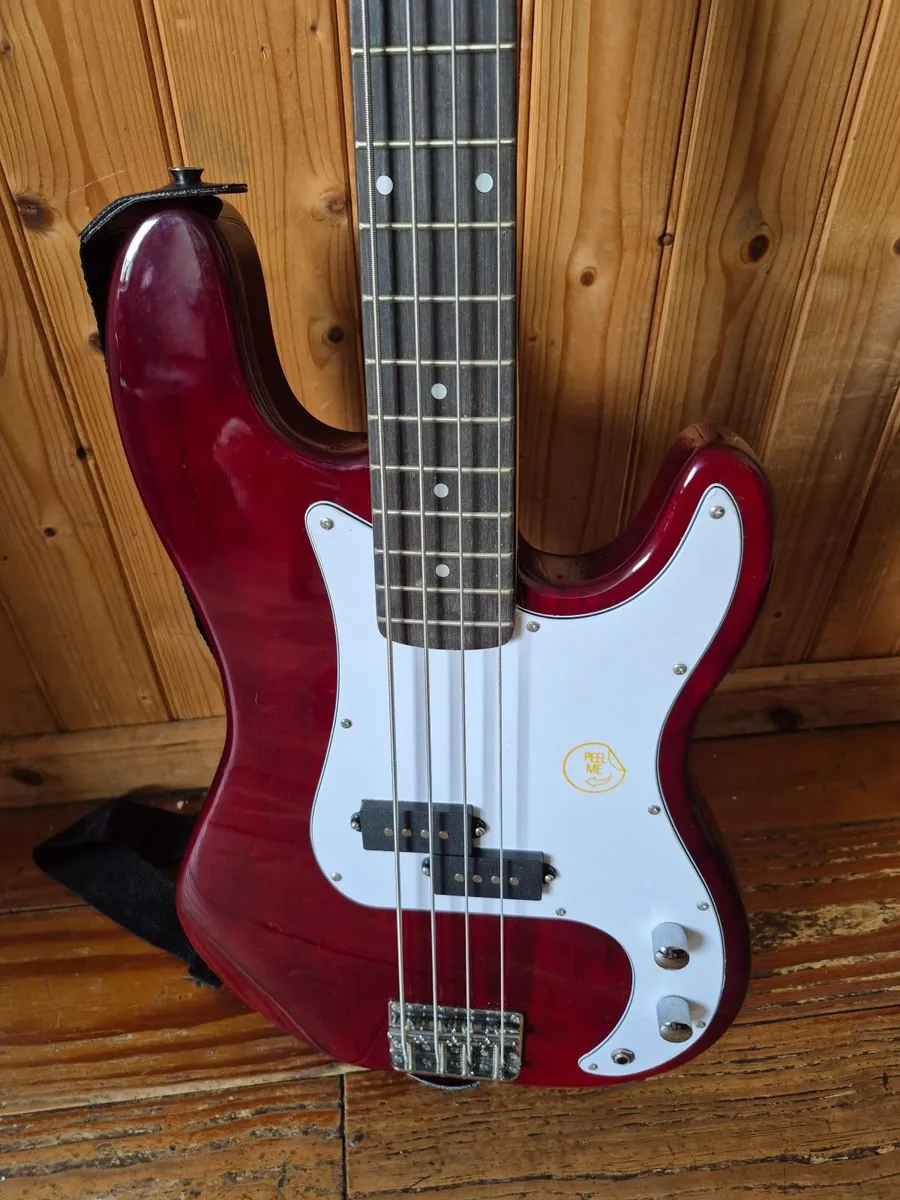 Bass Guitar and 100 watt amp - Image 2