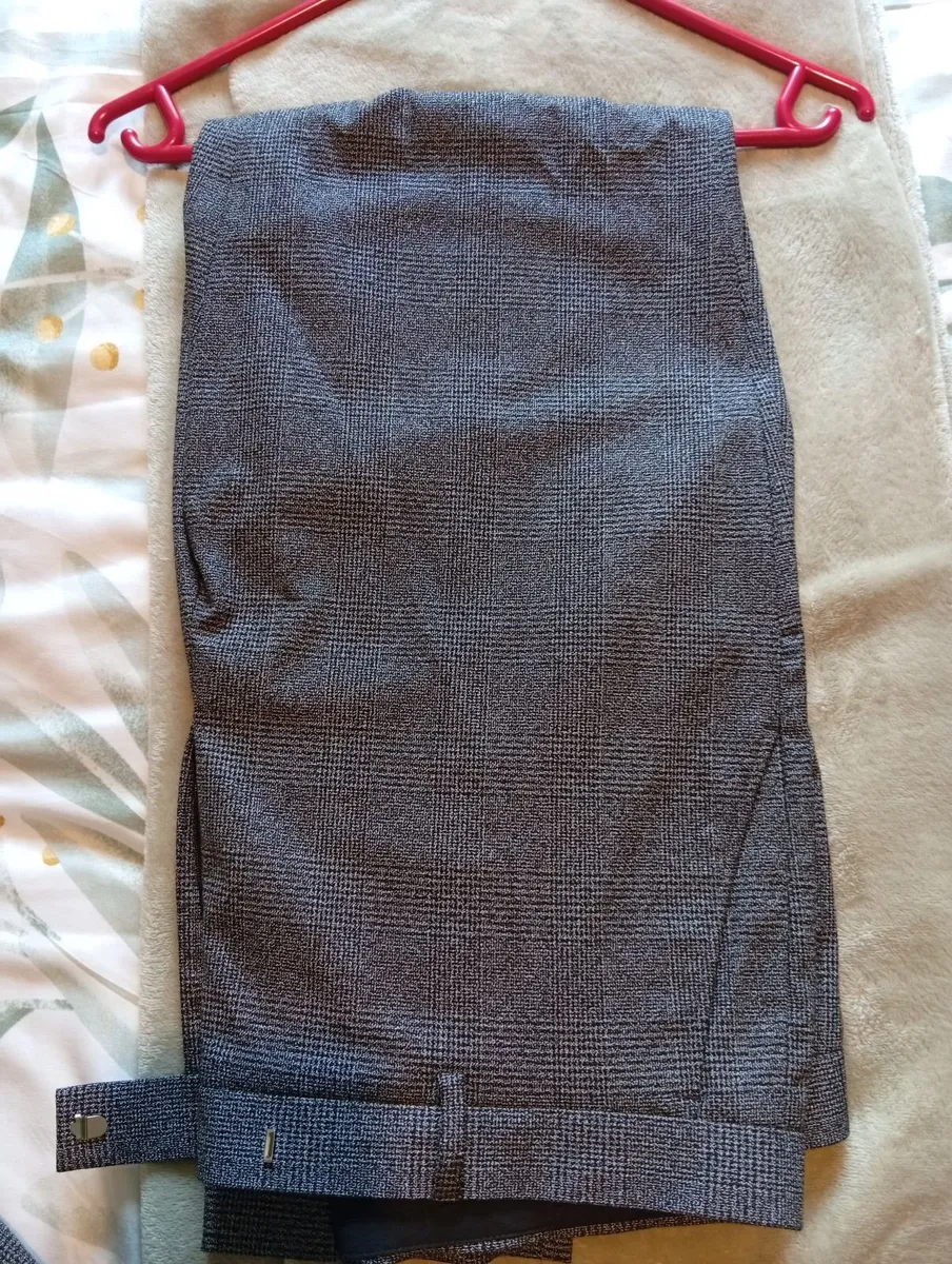 Suit - Image 2