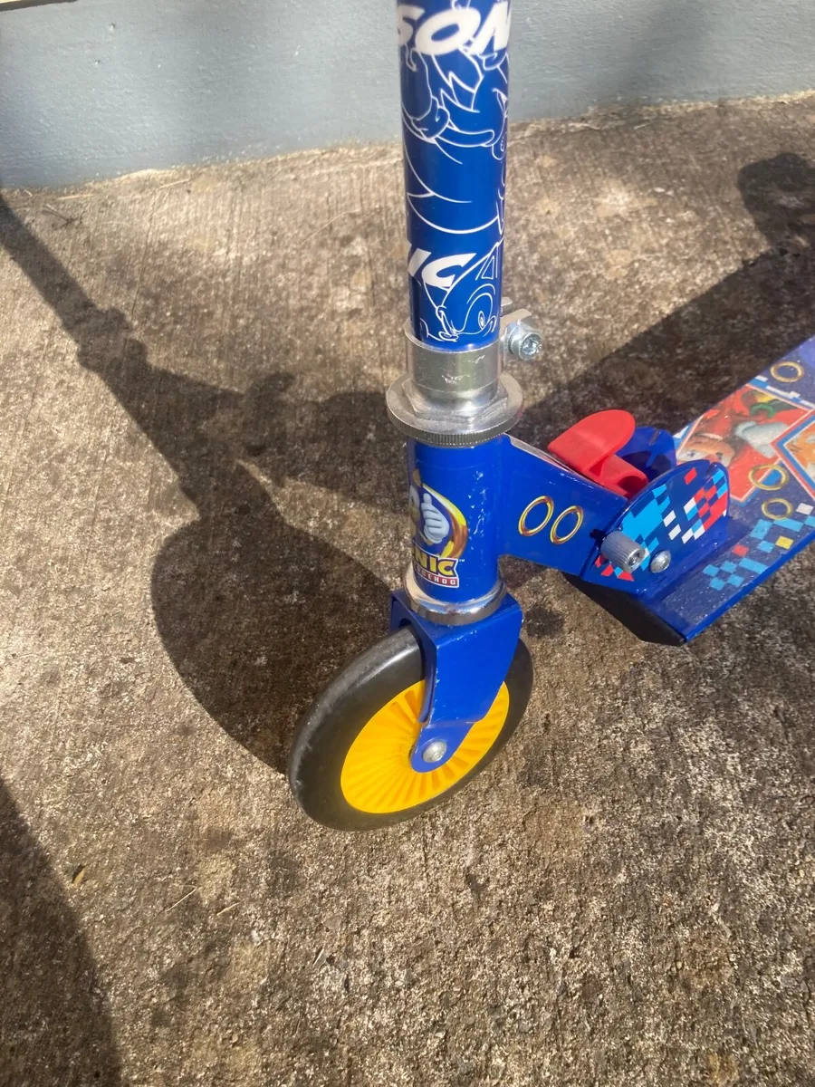 Sonic scooter - Image 2