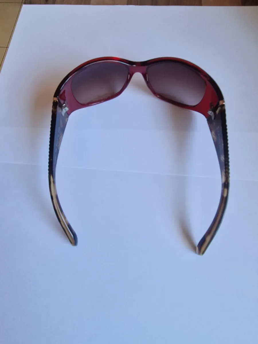 Karen Millen Sunglasses - Image 3