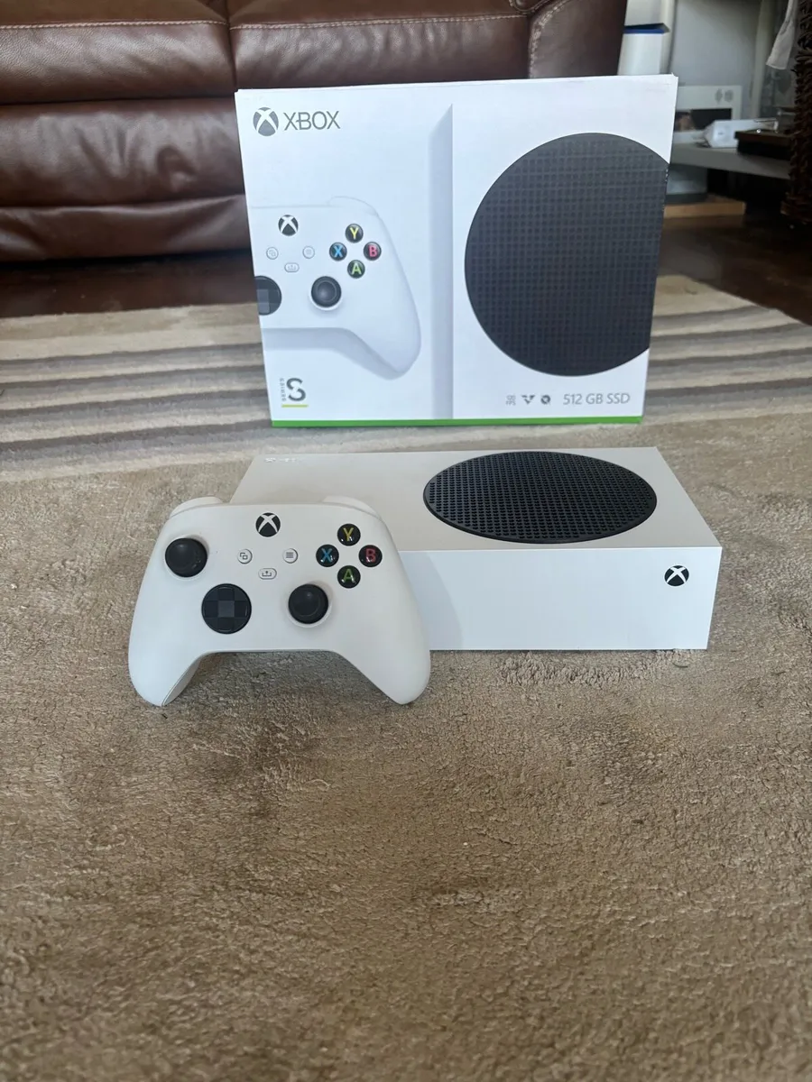 Xbox series S + Logitech G920 steering wheel - Image 2