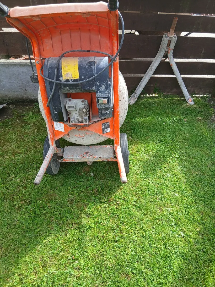 Cement Mixer - Image 3