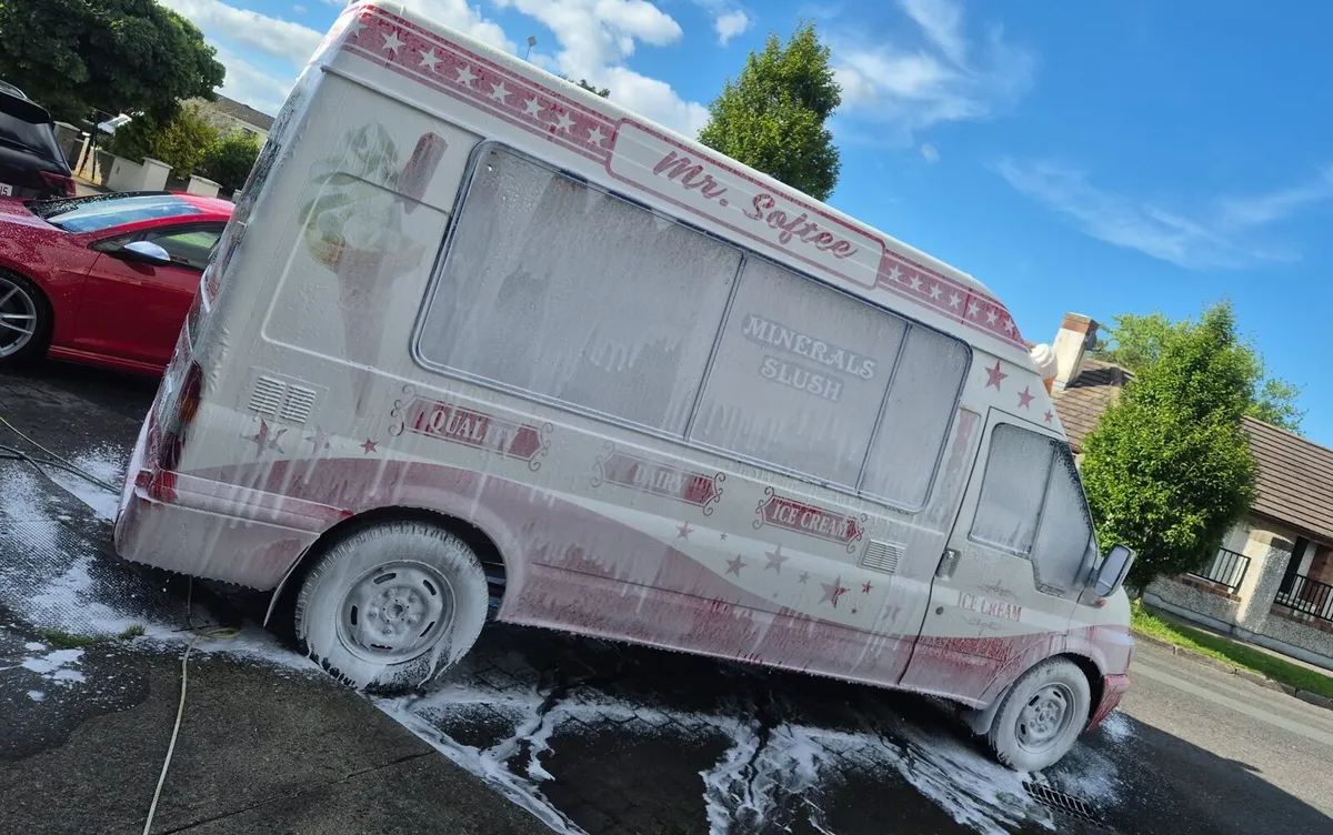 Ford transit ice cream van - Image 2