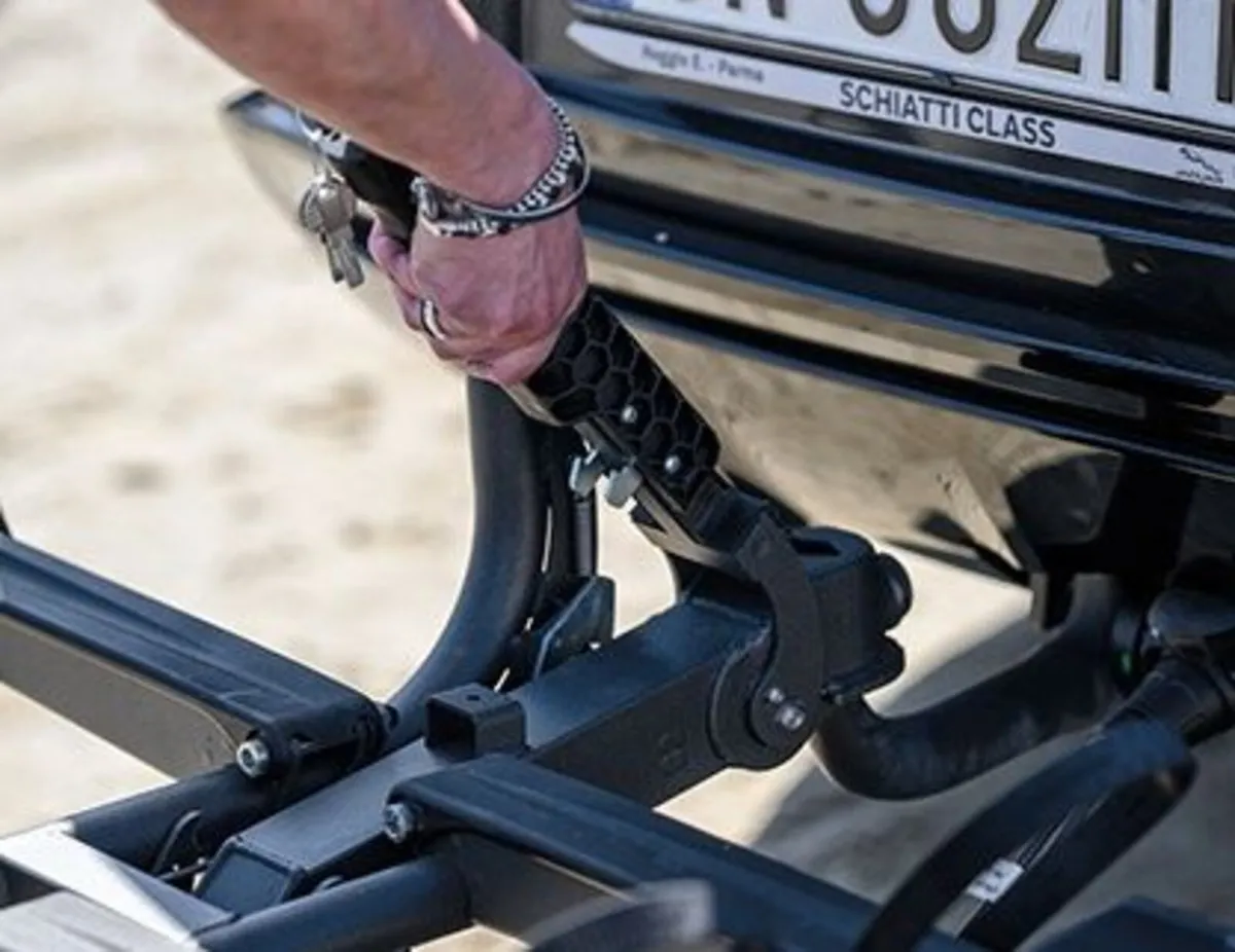 2🚲 MENABO ORBIT 2 – HEAVY DUTY FOLDING CAR TOWBAR - Image 4