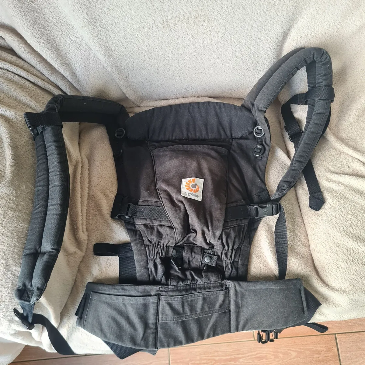 Ergobaby baby carrier - Image 1