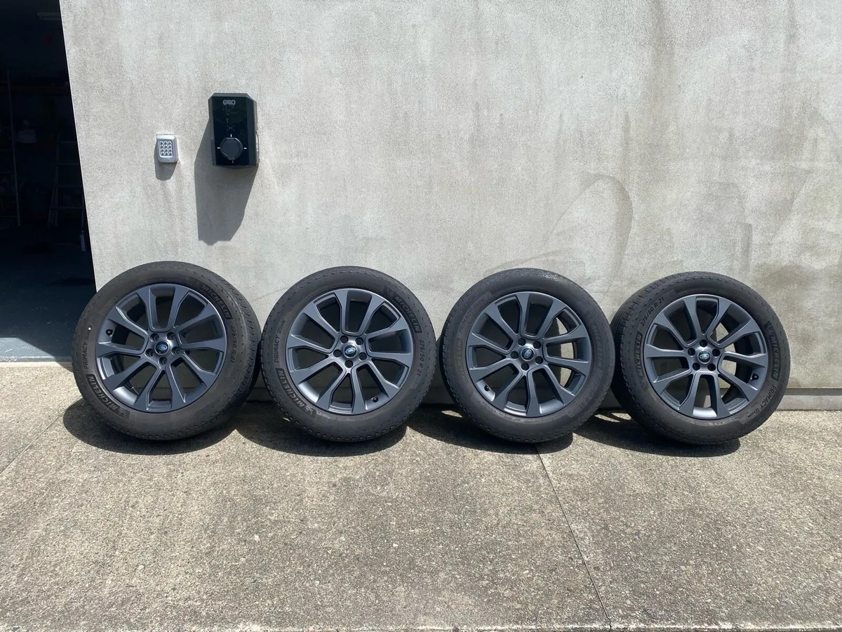 Landrover/Range Rover 21 inch Alloy Wheels - Image 1