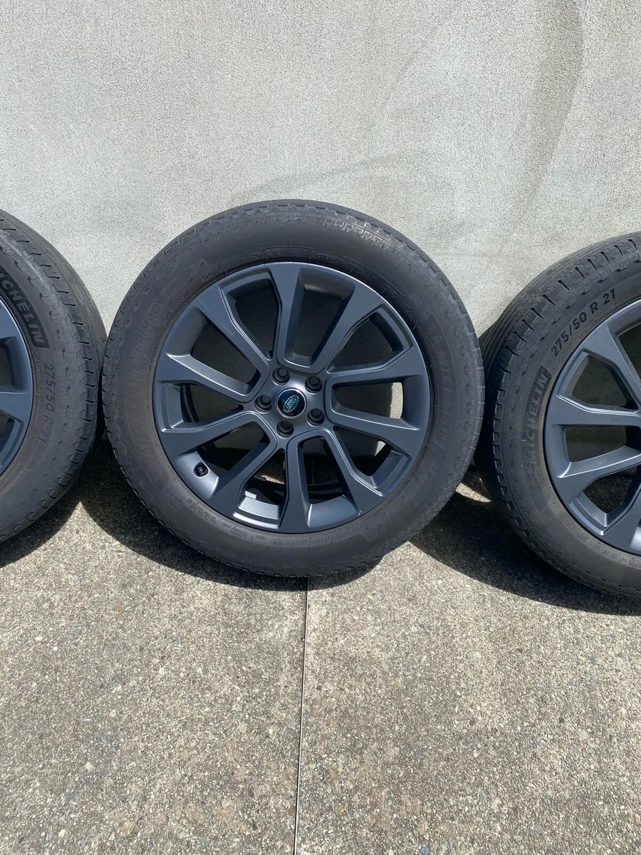Landrover/Range Rover 21 inch Alloy Wheels - Image 4