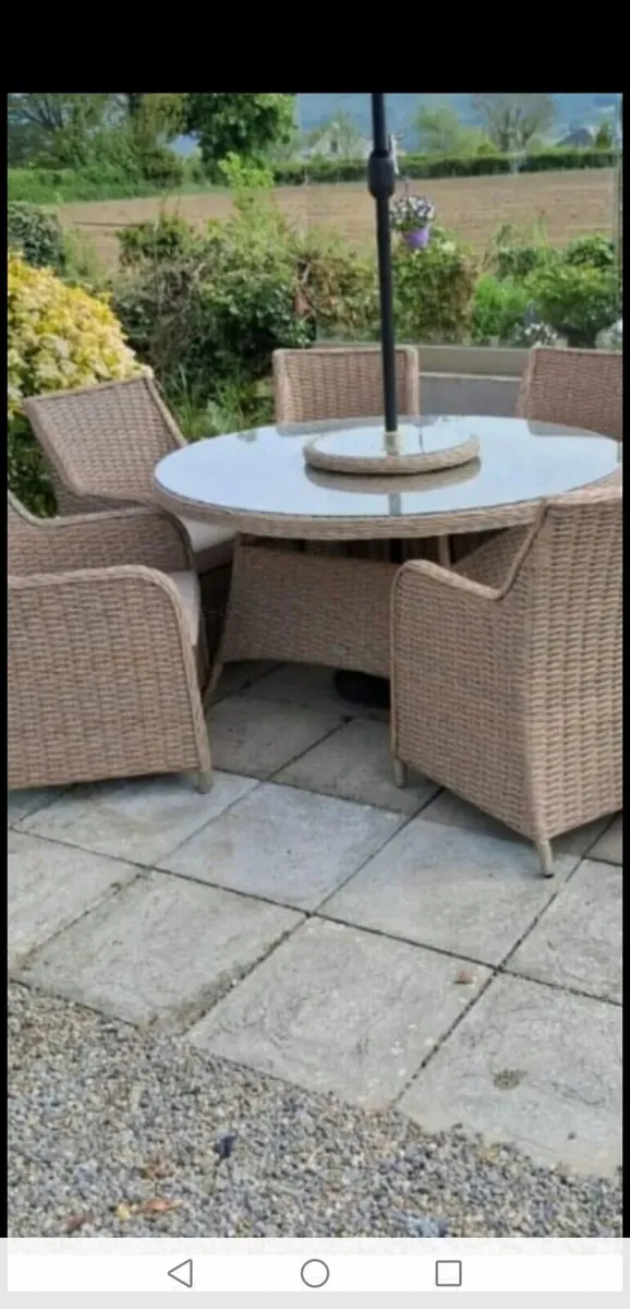 **CLEARANCE** Brand New 6 Seater Basket Rattan Set - Image 2