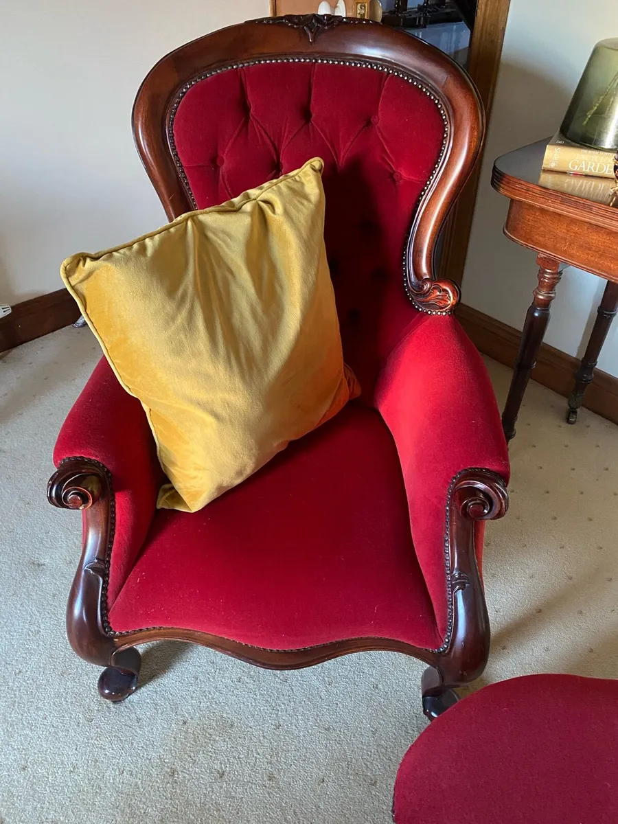 Antique fireside armchairs - Image 3