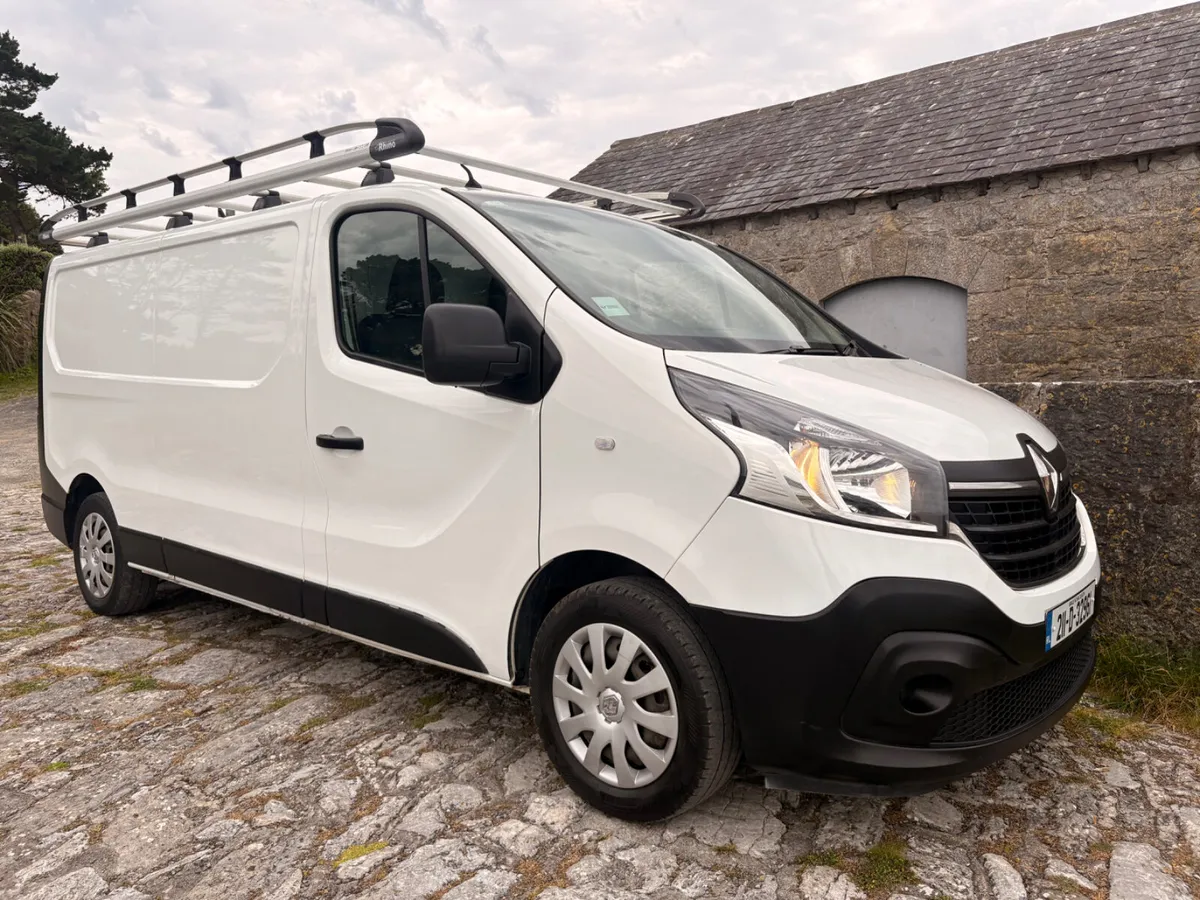 2022 Renault Trafic 2.0 LWB - Image 1