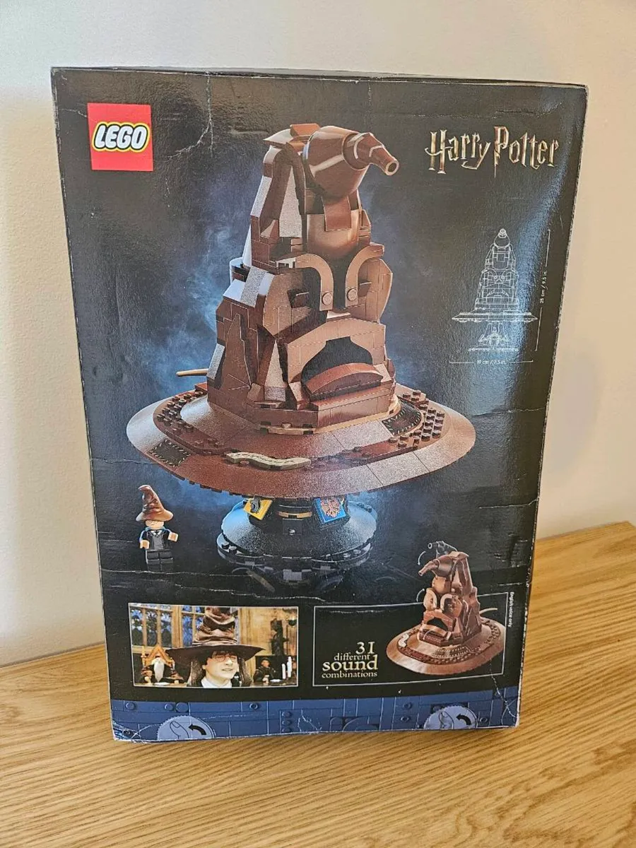 Lego Harry Potter 76429 Talking Sorting Hat - Image 2