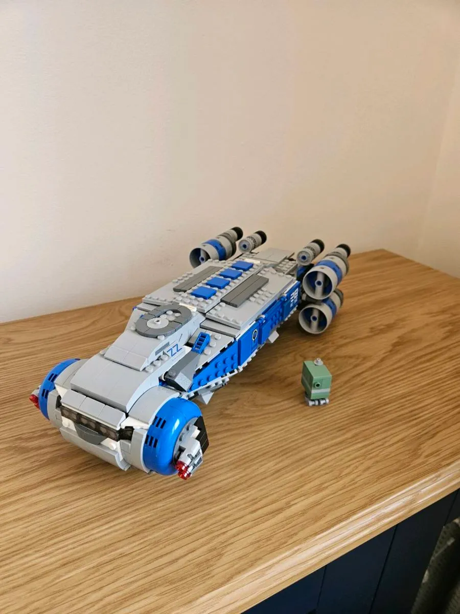 LEGO Star Wars Resistance I-T Transport 75293 - Image 1