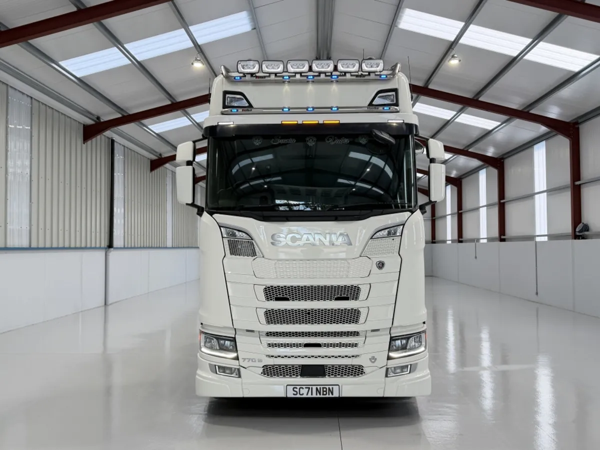 2022 SCANIA 770S V8 HIGH SLEEPER CAB - Image 2