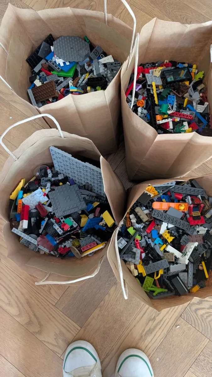 2kg bags of Lego - Image 3