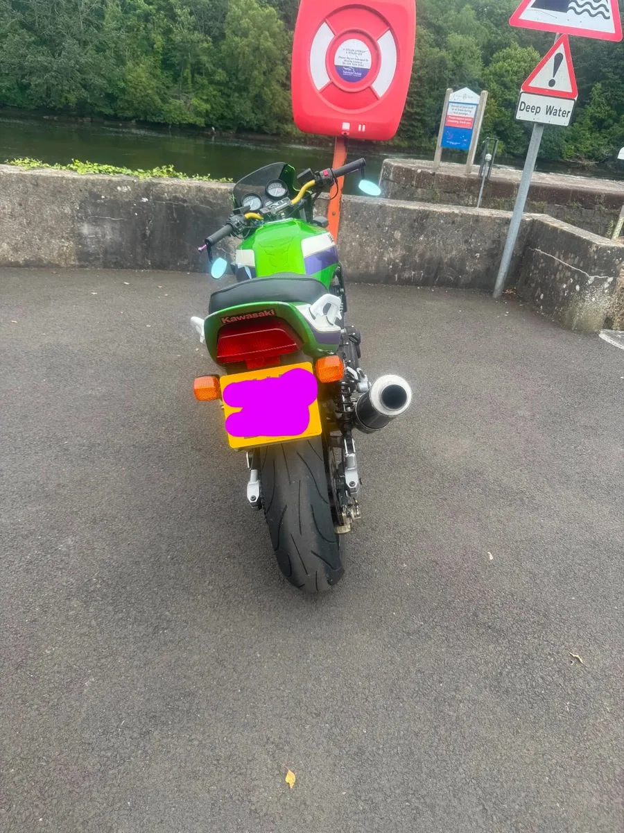 Kawasaki ZRX1200r - Image 2