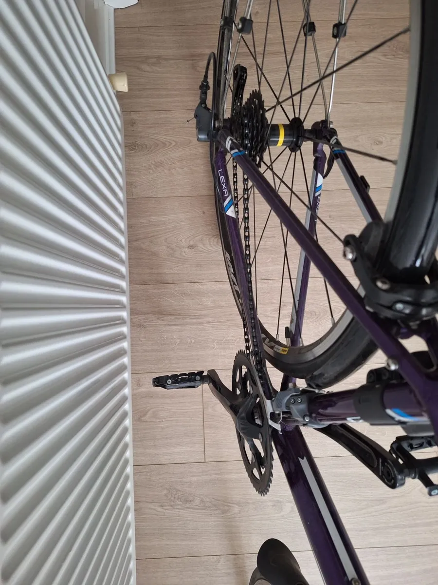 Trek Lexa Road bike - Image 4