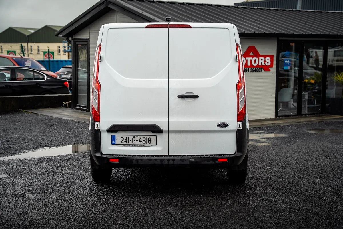 Ford Transit Custom 2024 Van 3 Seater . - Image 3