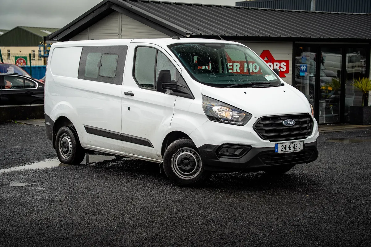 Ford Transit Custom 2024 Van 3 Seater . - Image 1