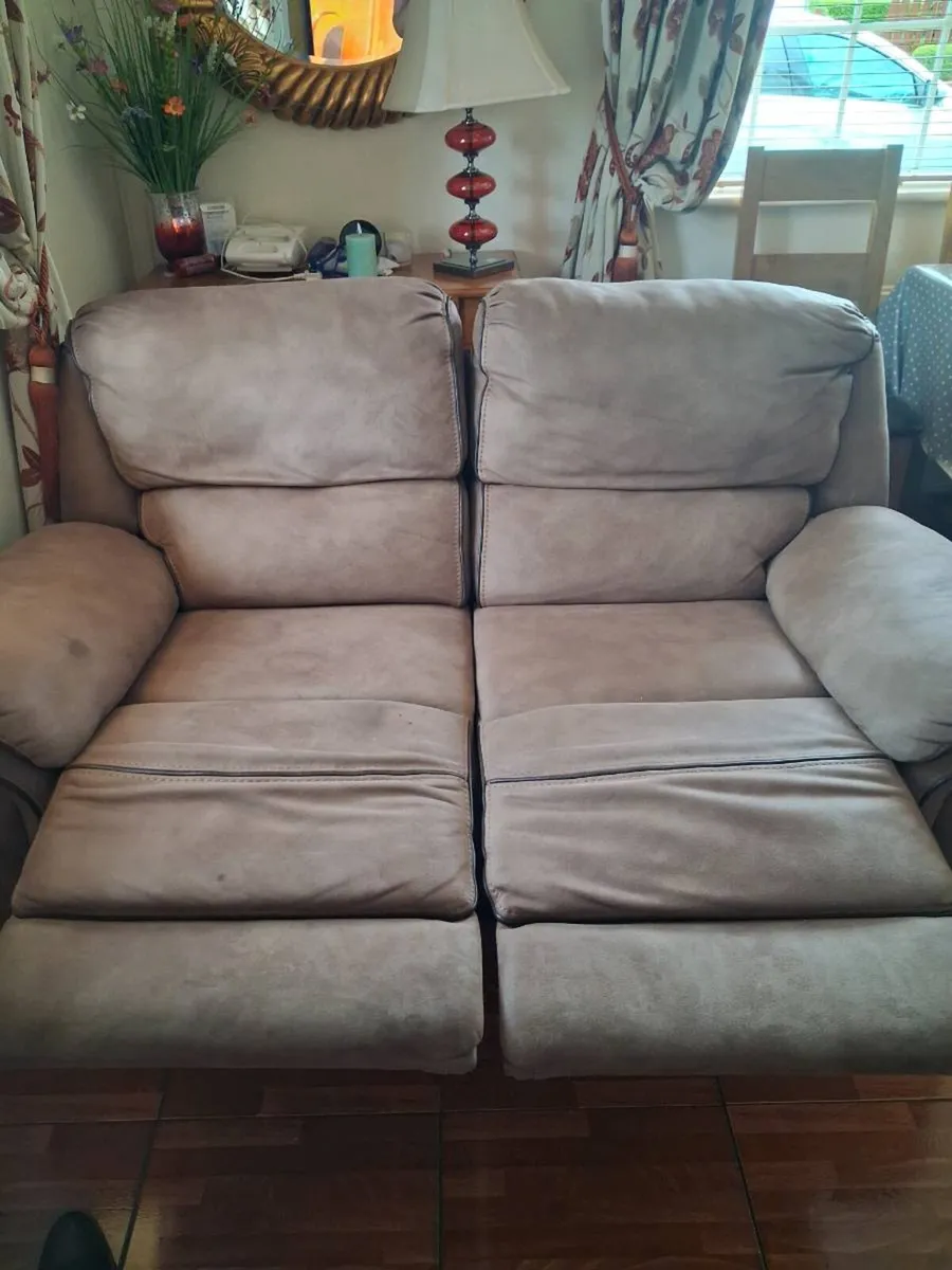 2 seater recliner, - Image 2