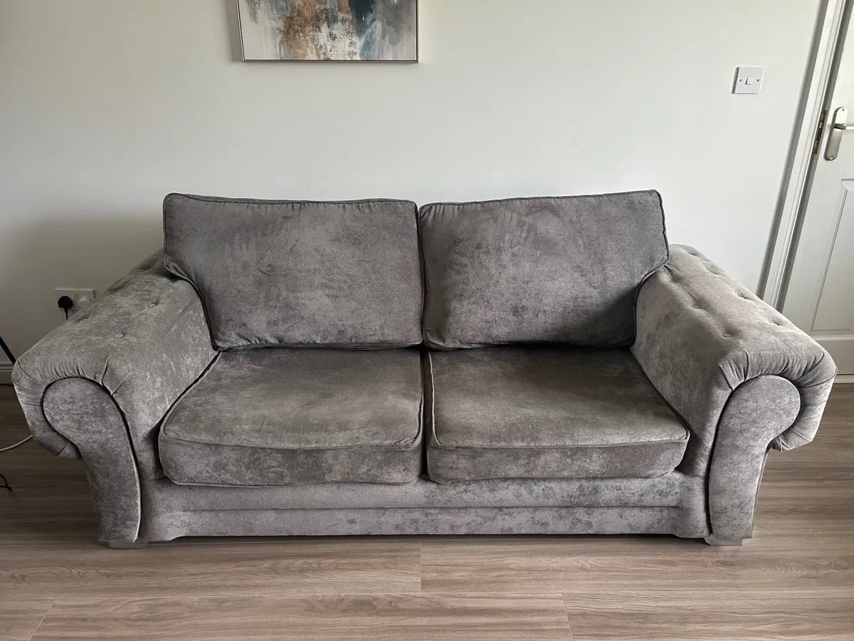 Sofa 3+2+cuddle chair - Image 2