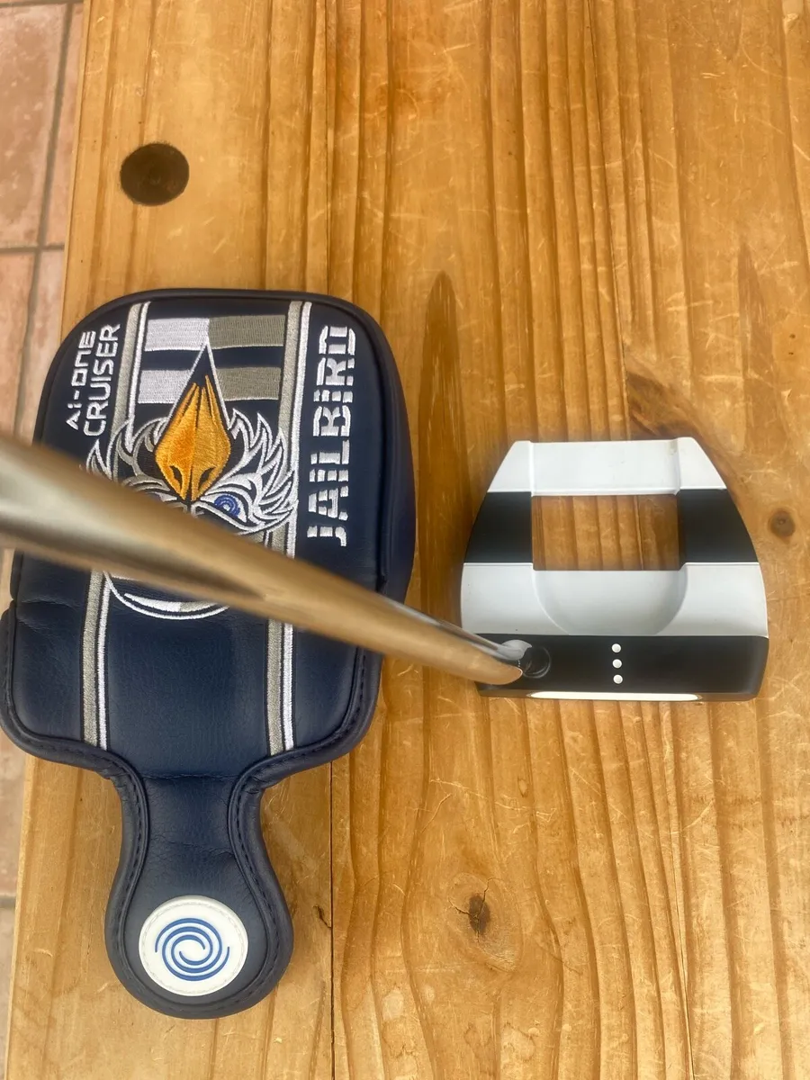 Odyssey Cruiser Putter 38” Left Hand - Image 1