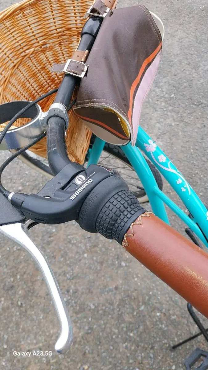 Bicycle - Image 4