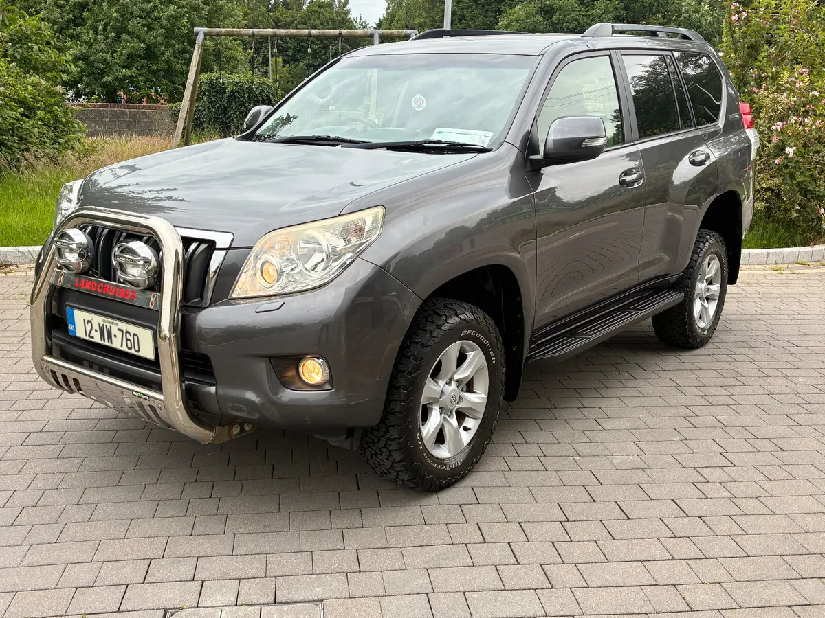 2012 Toyota Land Cruiser *tax+doe* - Image 2